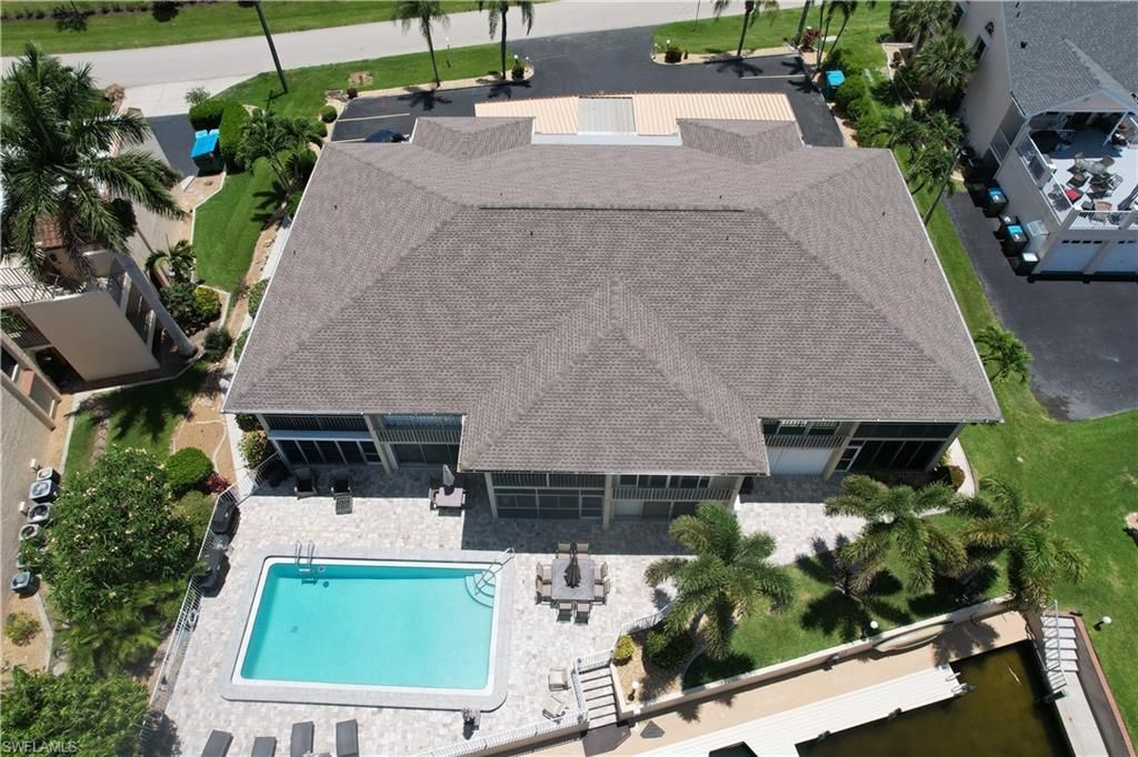 Image 30 of property listing at 4116 SE 20th PL 102, Cape Coral, FL 33904