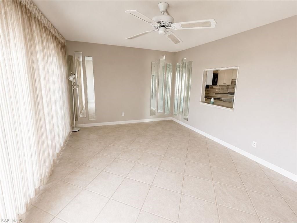 Image 5 of property listing at 4116 SE 20th PL 102, Cape Coral, FL 33904