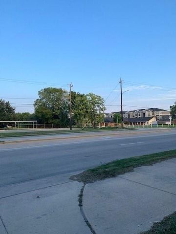 13410 Cullen Boulevard, Houston, TX 77047