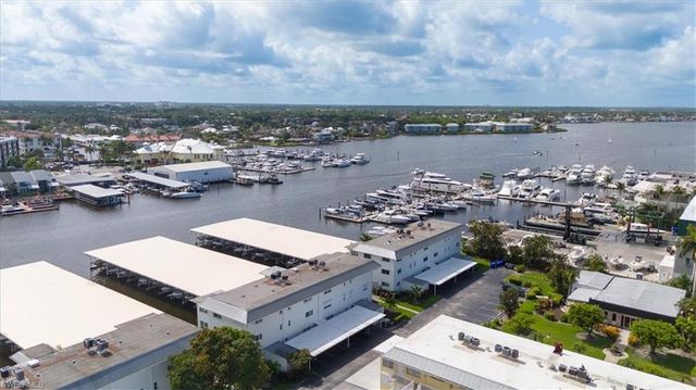 1100 8th AVE S 123F, Naples, FL 34102
