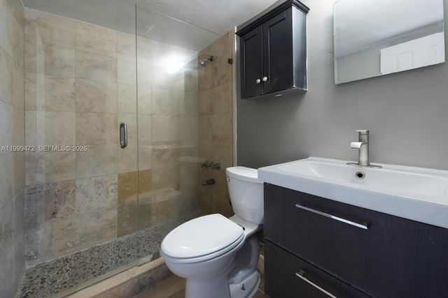 1429 SW 9th St 4, Fort Lauderdale, FL 33312