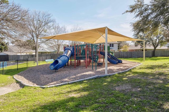 117 Pedernales DR, Kyle, TX 78640