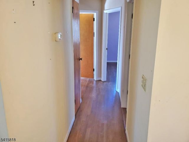 52 Valley View Rd, High Bridge Boro, NJ 08829