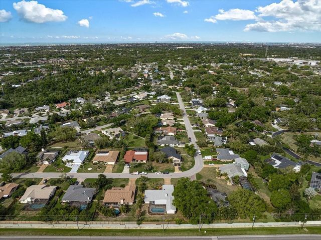 3761 COUNTRYSIDE ROAD, Sarasota, FL 34233