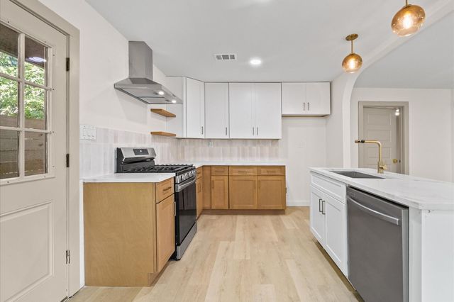 6527 Beekman Road, Houston, TX 77021