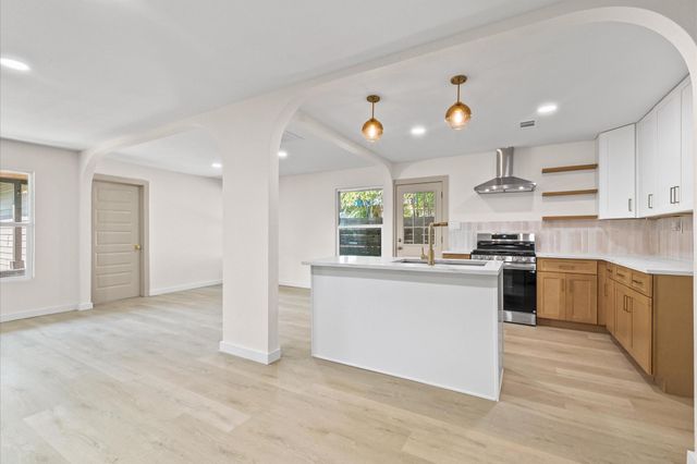 6527 Beekman Road, Houston, TX 77021