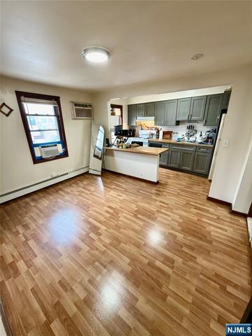 15 Hensler Street, Newark, NJ 07105