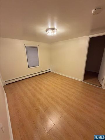 15 Hensler Street, Newark, NJ 07105