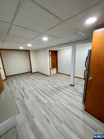 15 Hensler Street, Newark, NJ 07105