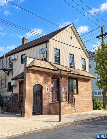 15 Hensler Street, Newark, NJ 07105