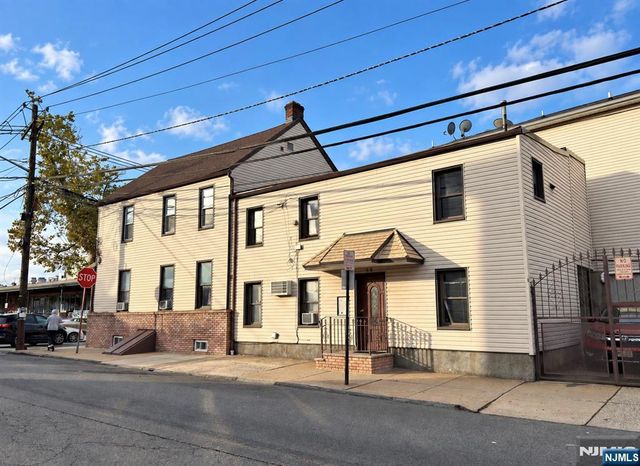 15 Hensler Street, Newark, NJ 07105
