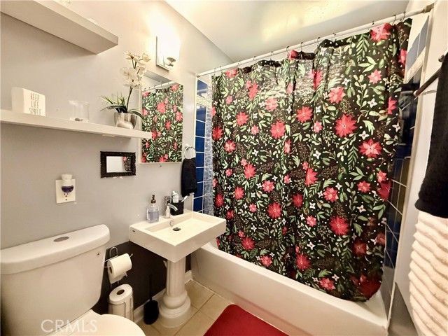 12471 Claretta, Pacoima (los Angeles), CA 91331