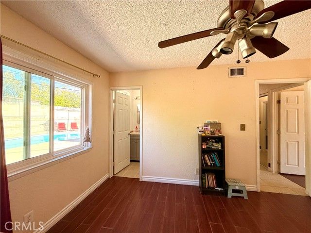 12471 Claretta, Pacoima (los Angeles), CA 91331