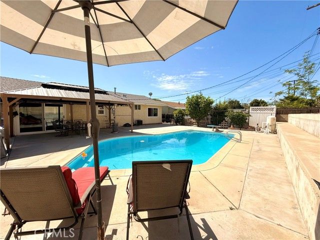 12471 Claretta, Pacoima (los Angeles), CA 91331