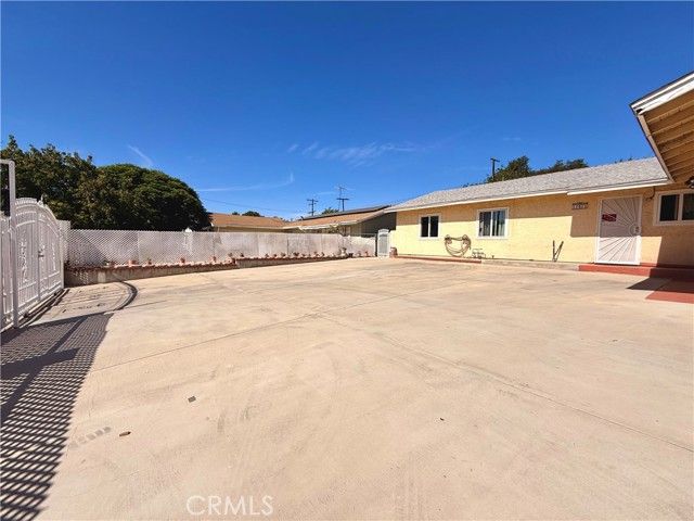12471 Claretta, Pacoima (los Angeles), CA 91331