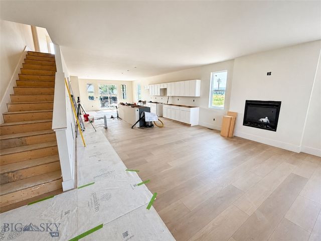 104 S Crispin Street, Manhattan, MT 59741