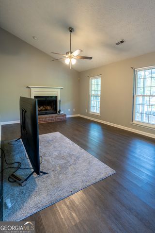 412 Streamview Lane, Stockbridge, GA 30281