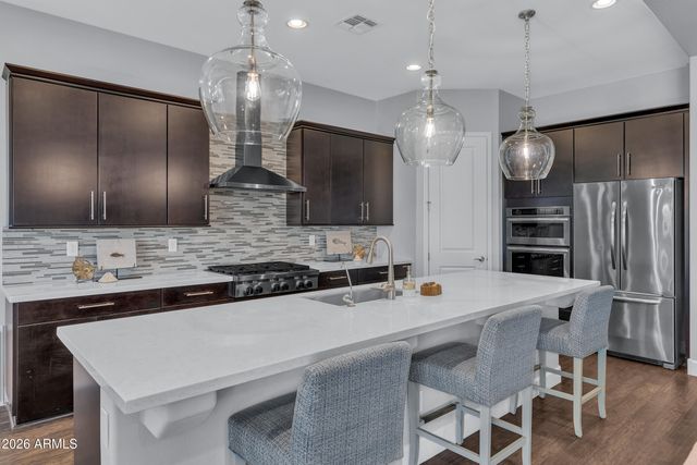 3880 E Horseshoe Place, Chandler, AZ 85249