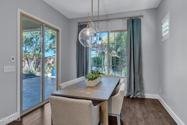 3880 E Horseshoe Place, Chandler, AZ 85249