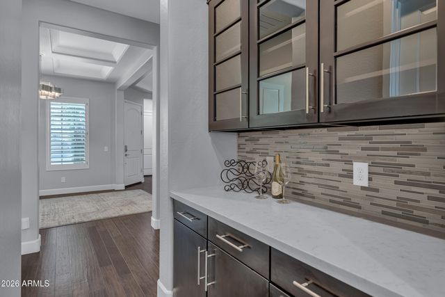 3880 E Horseshoe Place, Chandler, AZ 85249