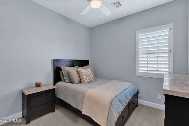 3880 E Horseshoe Place, Chandler, AZ 85249