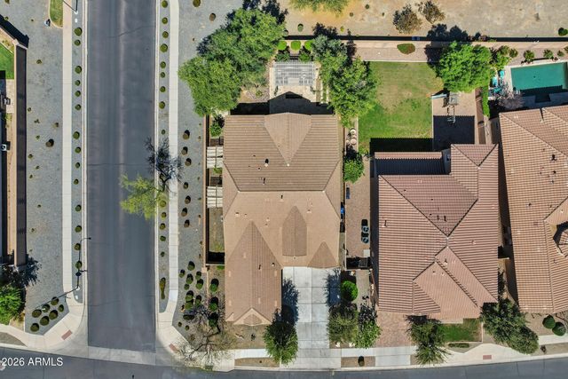 3880 E Horseshoe Place, Chandler, AZ 85249