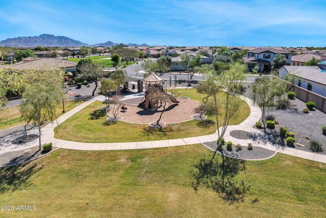 3880 E Horseshoe Place, Chandler, AZ 85249