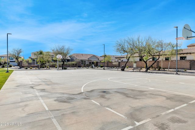 3880 E Horseshoe Place, Chandler, AZ 85249