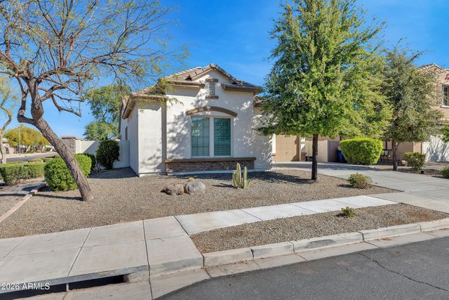 3880 E Horseshoe Place, Chandler, AZ 85249