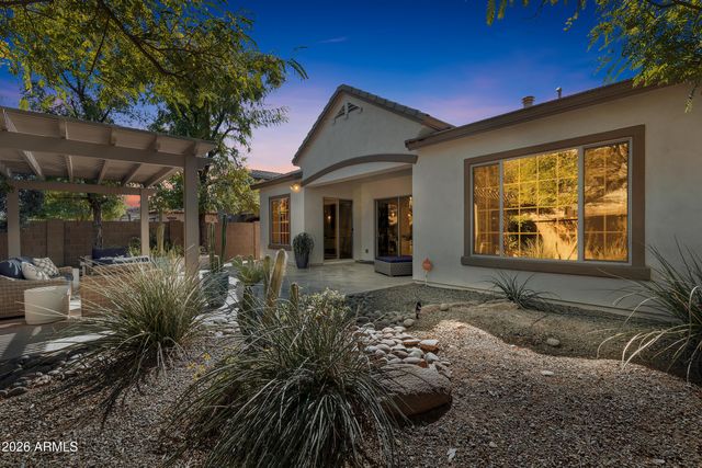 3880 E Horseshoe Place, Chandler, AZ 85249