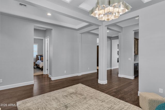 3880 E Horseshoe Place, Chandler, AZ 85249