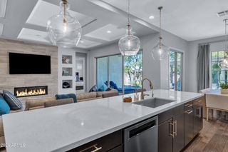 3880 E Horseshoe Place, Chandler, AZ 85249