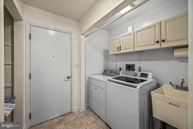 1030 GIST RD, Westminster, MD 21157