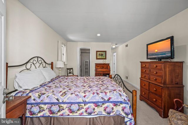 1030 GIST RD, Westminster, MD 21157