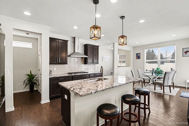 49772 Shoreline Drive, Canton, MI 48187