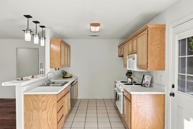 304 Sage Trail, Springtown, TX 76082