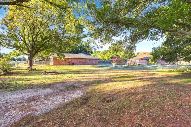 304 Sage Trail, Springtown, TX 76082