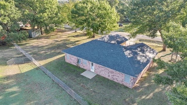 304 Sage Trail, Springtown, TX 76082