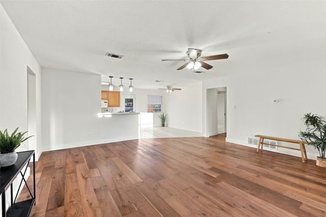 304 Sage Trail, Springtown, TX 76082