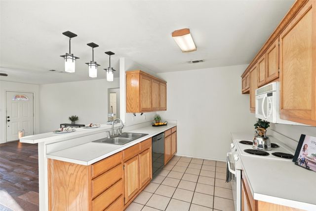 304 Sage Trail, Springtown, TX 76082