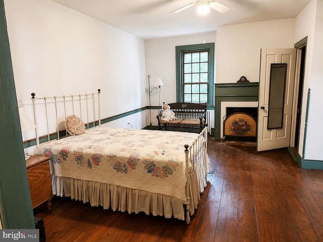 206 E KING ST, East Berlin, PA 17316