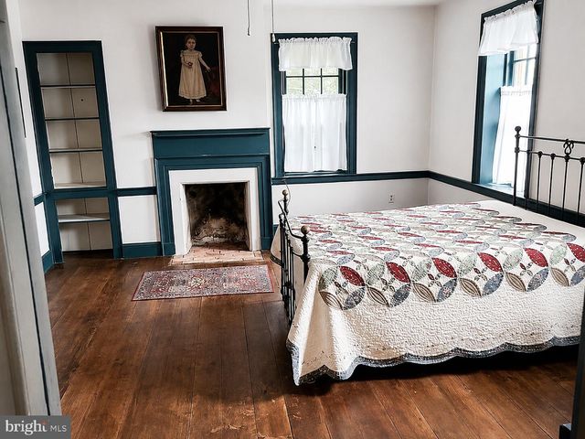 206 E KING ST, East Berlin, PA 17316