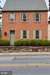 206 E KING ST, East Berlin, PA 17316