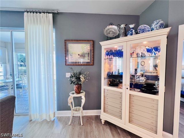 3250 W Crown Pointe BLVD 101, Naples, FL 34112