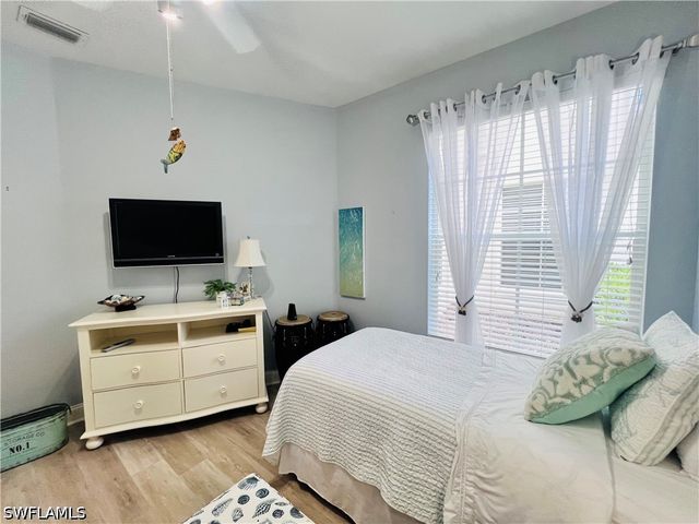 3250 W Crown Pointe BLVD 101, Naples, FL 34112
