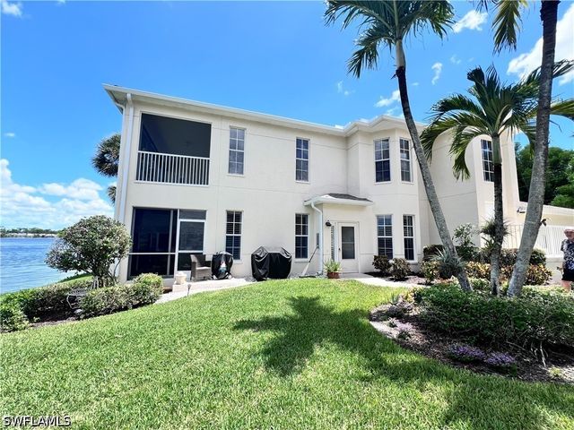 3250 W Crown Pointe BLVD 101, Naples, FL 34112