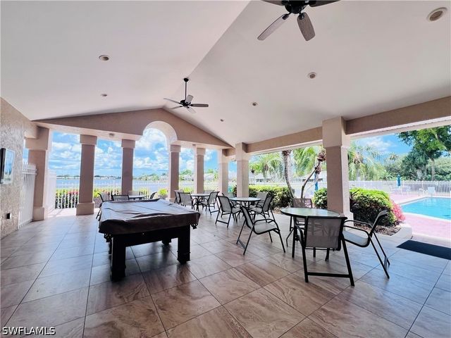 3250 W Crown Pointe BLVD 101, Naples, FL 34112