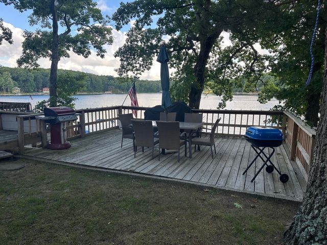 5211 N Red Maple Street, Sauble Twp, MI 49644