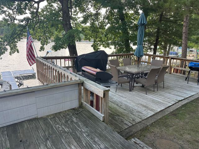 5211 N Red Maple Street, Sauble Twp, MI 49644