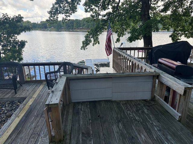 5211 N Red Maple Street, Sauble Twp, MI 49644